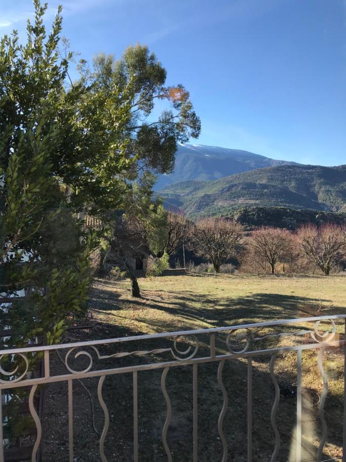 Chambre: une fenêtre sur le Ventoux Plaisians Exterior foto