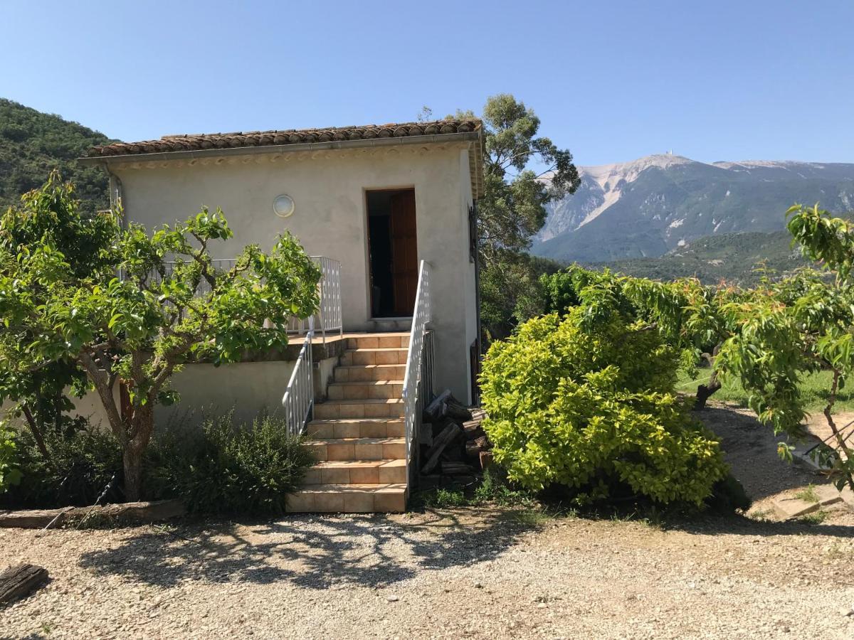 Chambre: une fenêtre sur le Ventoux Plaisians Exterior foto
