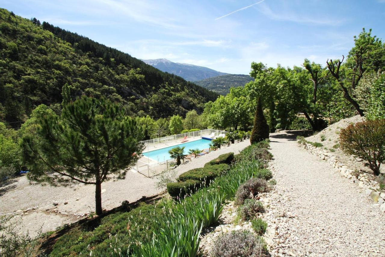 Chambre: une fenêtre sur le Ventoux Plaisians Exterior foto