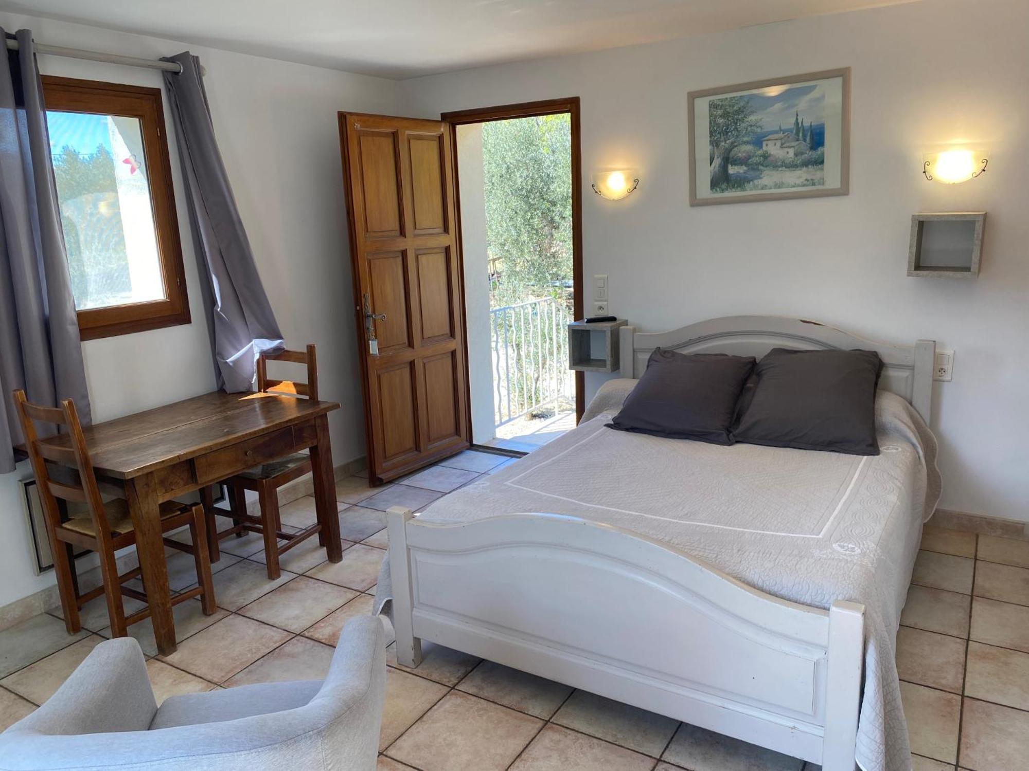 Chambre: une fenêtre sur le Ventoux Plaisians Exterior foto